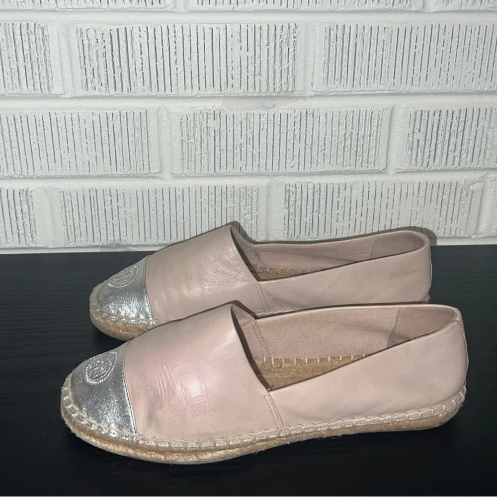 TORY BURCH Women's Beige and Silver Color Block Espadrille Flats